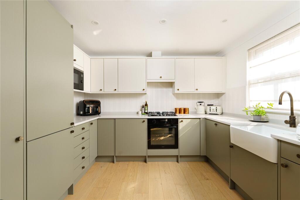 Apartment in London - View 4