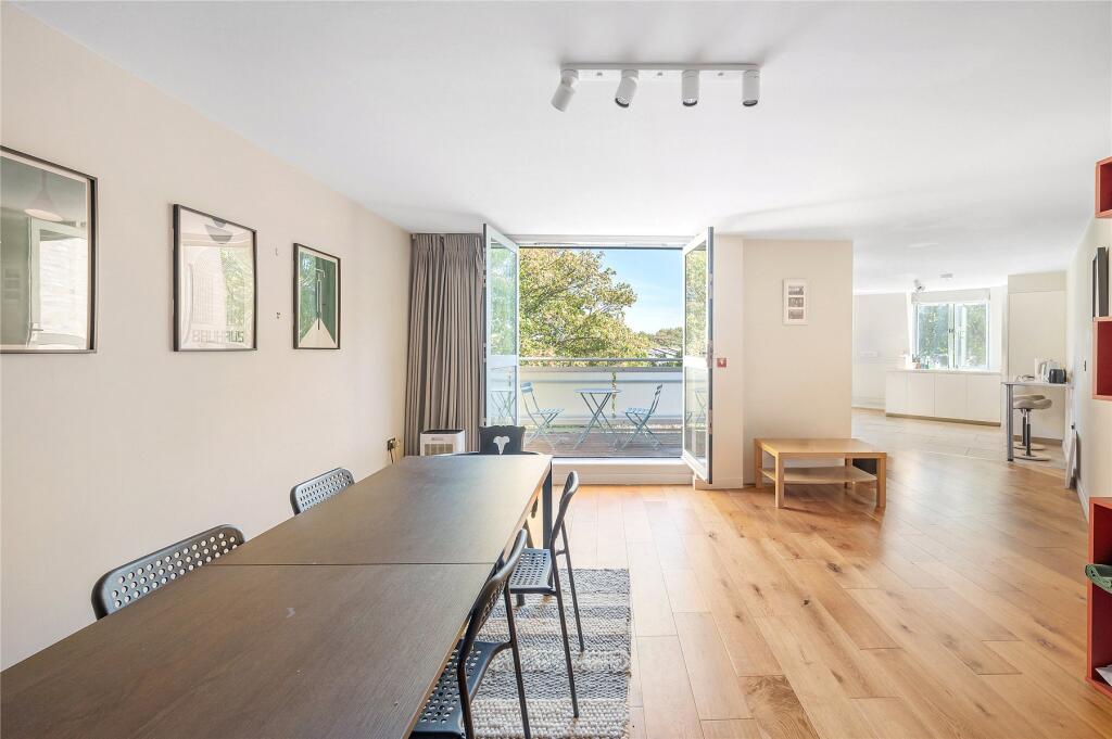 Apartment in London - View 5