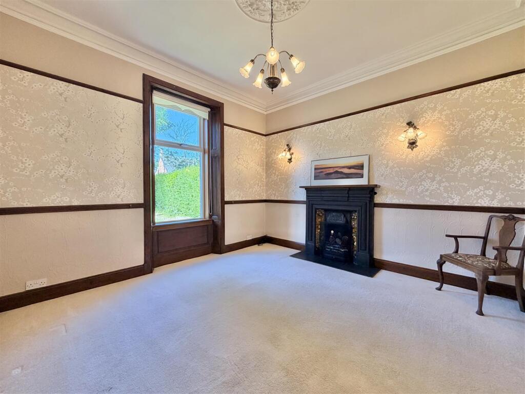 House in Uddingston, Kylepark - View 4