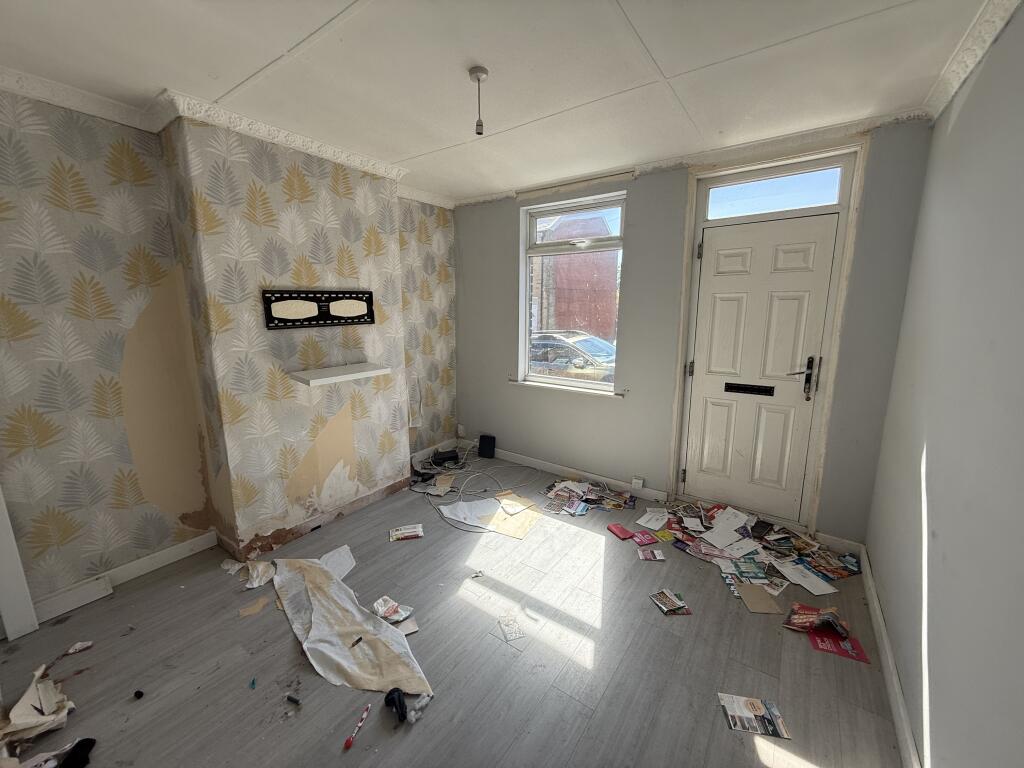 47 Cherry Tree Street, Elsecar, Barnsley, South Yorkshire S74 8DG photo 2