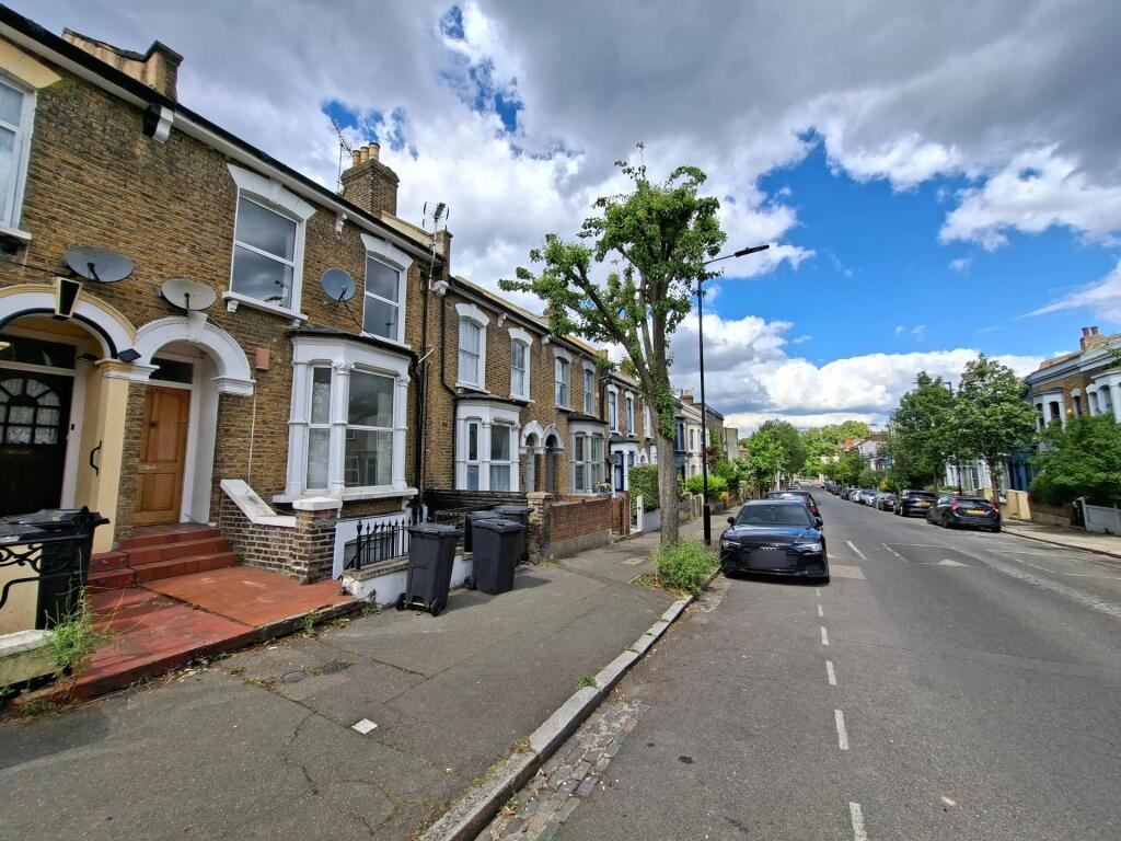 Main image of property: Powerscroft Road, London, E5