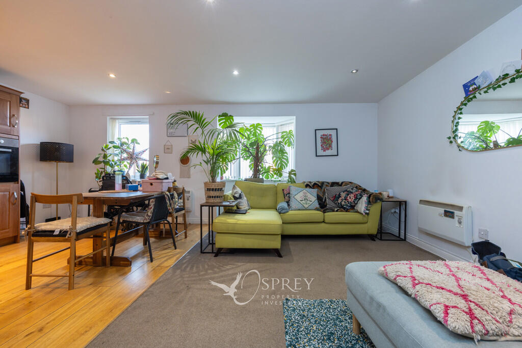 Apartment in Middlesbrough - View 3