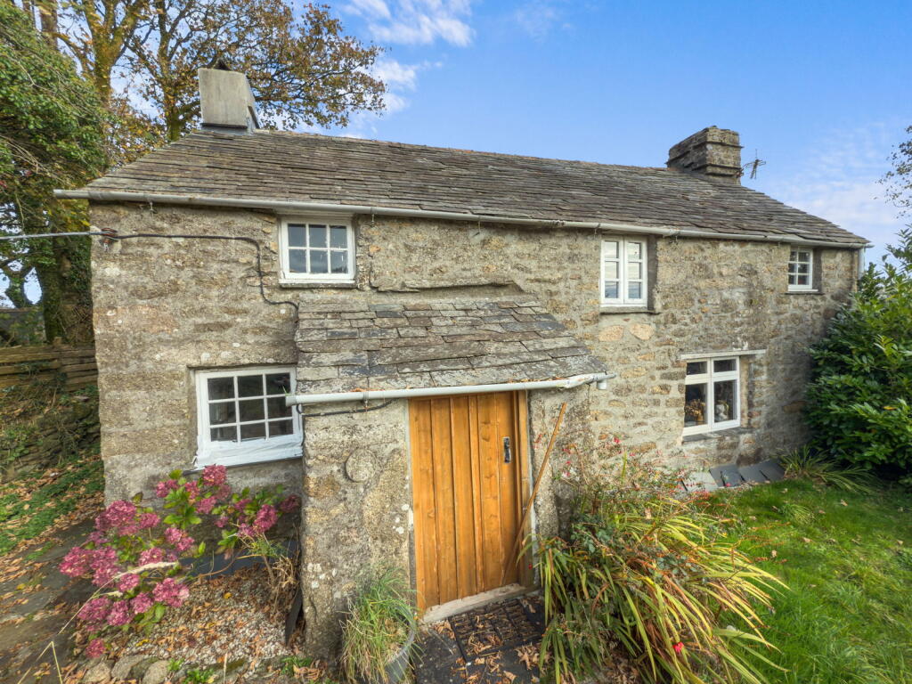 2-bed detached on Blisland, PL30, £375,000