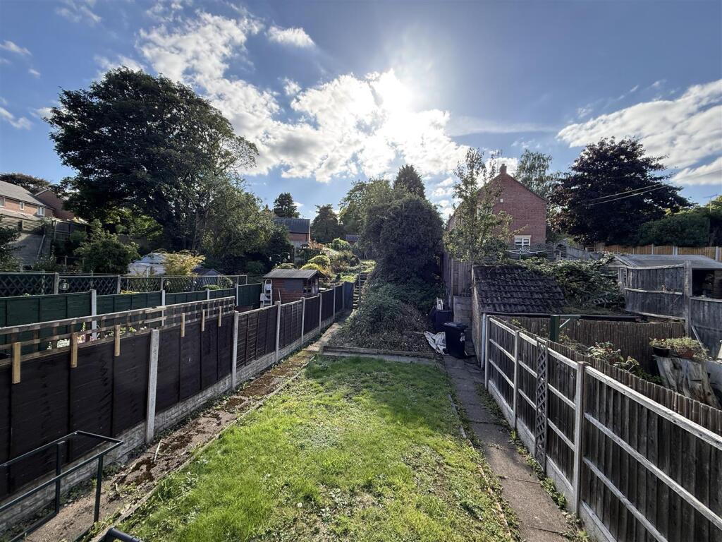 Scalpcliffe Road, Burton-On-Trent photo 2