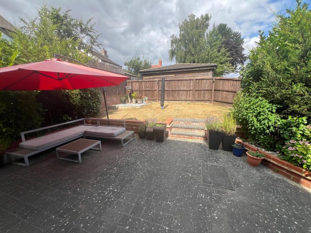 Terry Smith Avenue, Rothwell photo 4