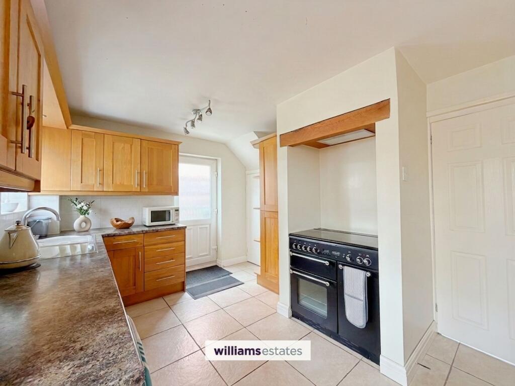 House in Denbigh - View 3