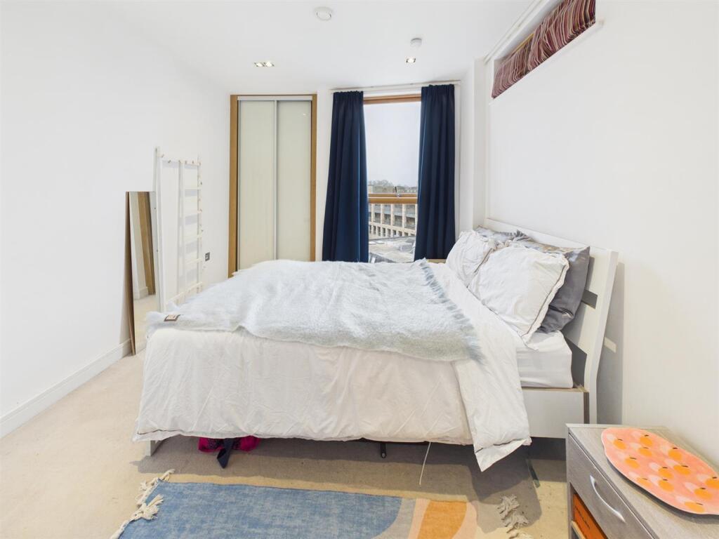 Apartment in London, Hoxton - View 6