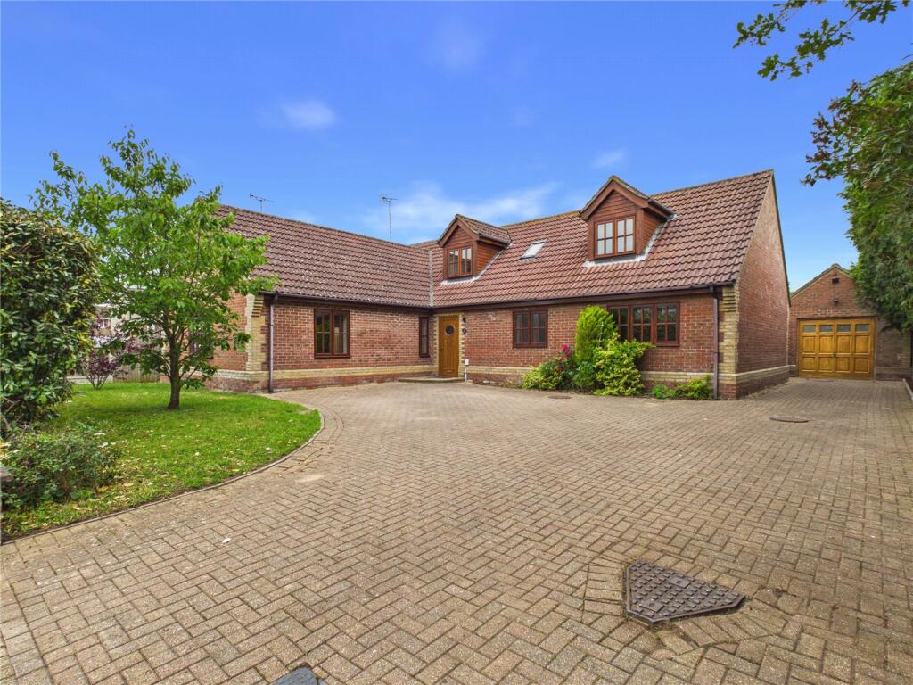 5 bedroom detached house for sale in Keelers Way, Great Hokesley, Colchester on Rightmove