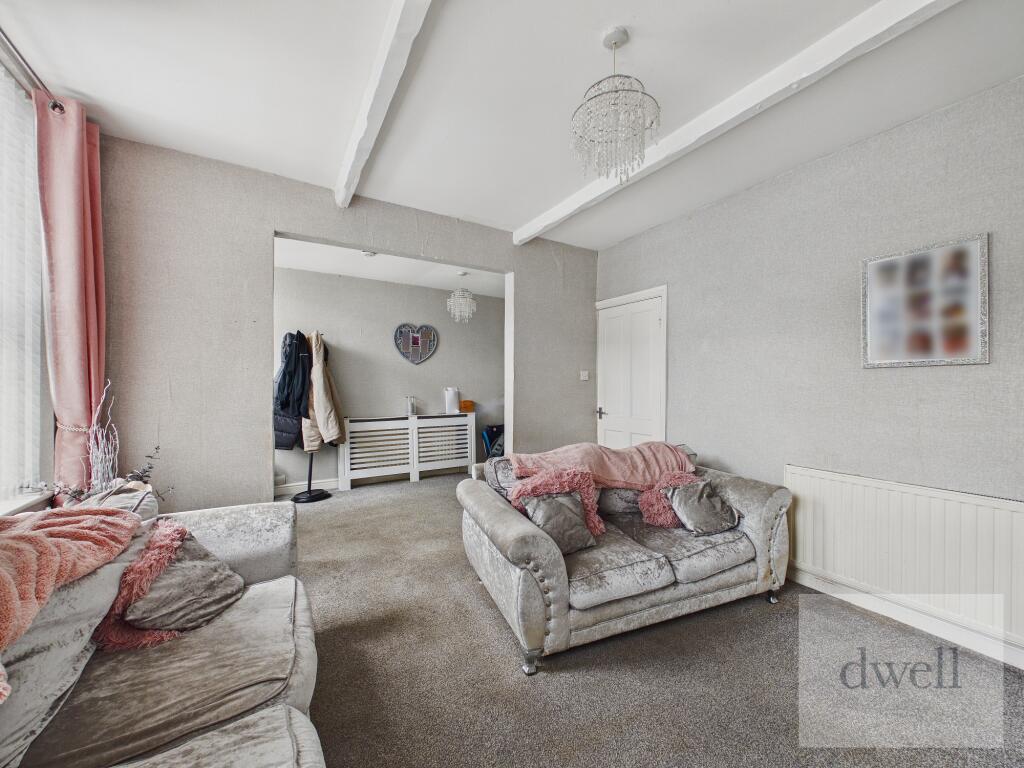 Cutler Heights Lane, Bradford, BD4 photo 2