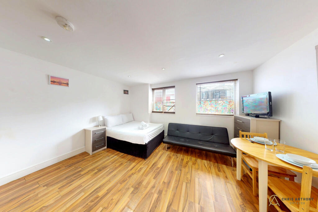 Main image of property: 276 St James rd