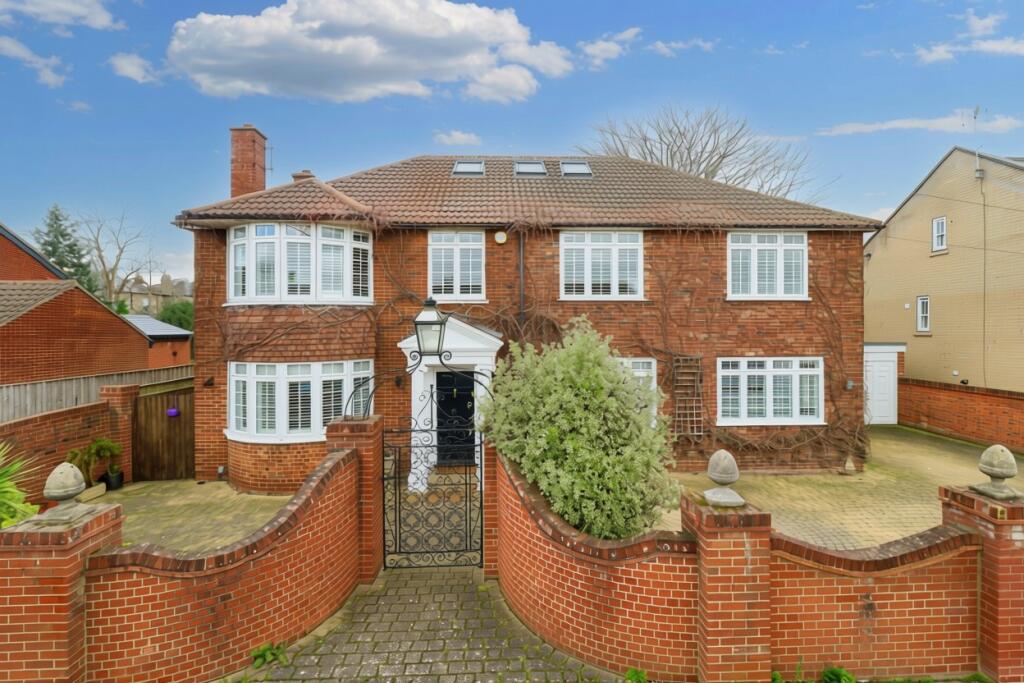 Main image of property: Vermont Road, Ipswich, IP4