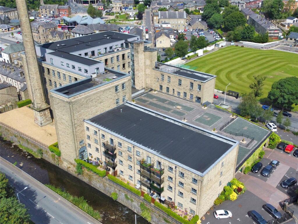 2-bed flat on Ilex Mill, Bacup Road, Rawtenstall, BB4, £189,950