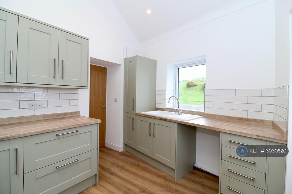 House in Llandudno, Denbighshire - View 4
