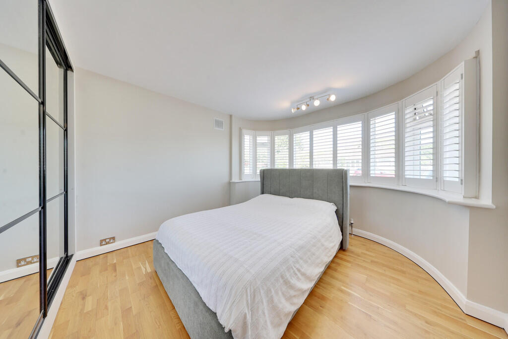 House in London, Tubbenden, Green Street Green - View 3