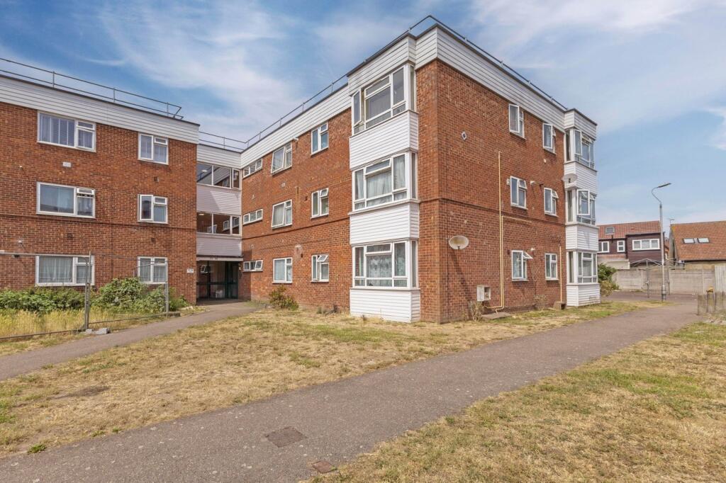 Main image of property: Crown Meadow, Colnbrook, SL3
