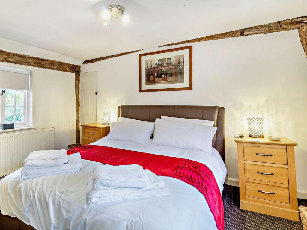 House in Ipswich - View 5