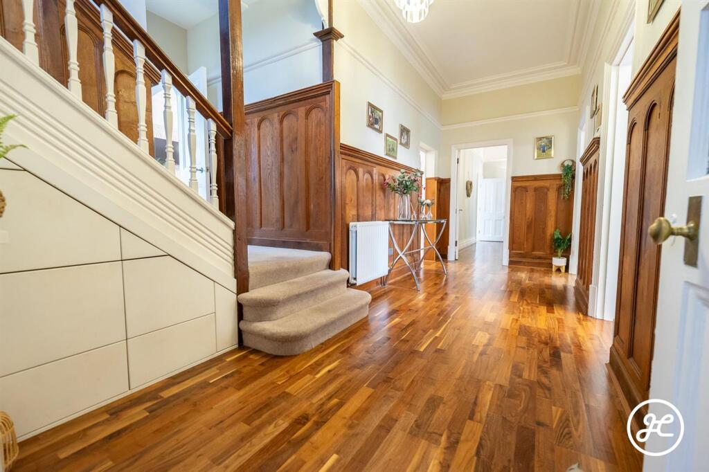 House in Taunton - View 3