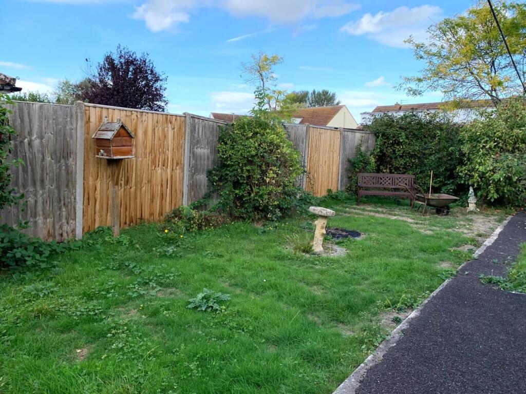 House in Taunton - View 2