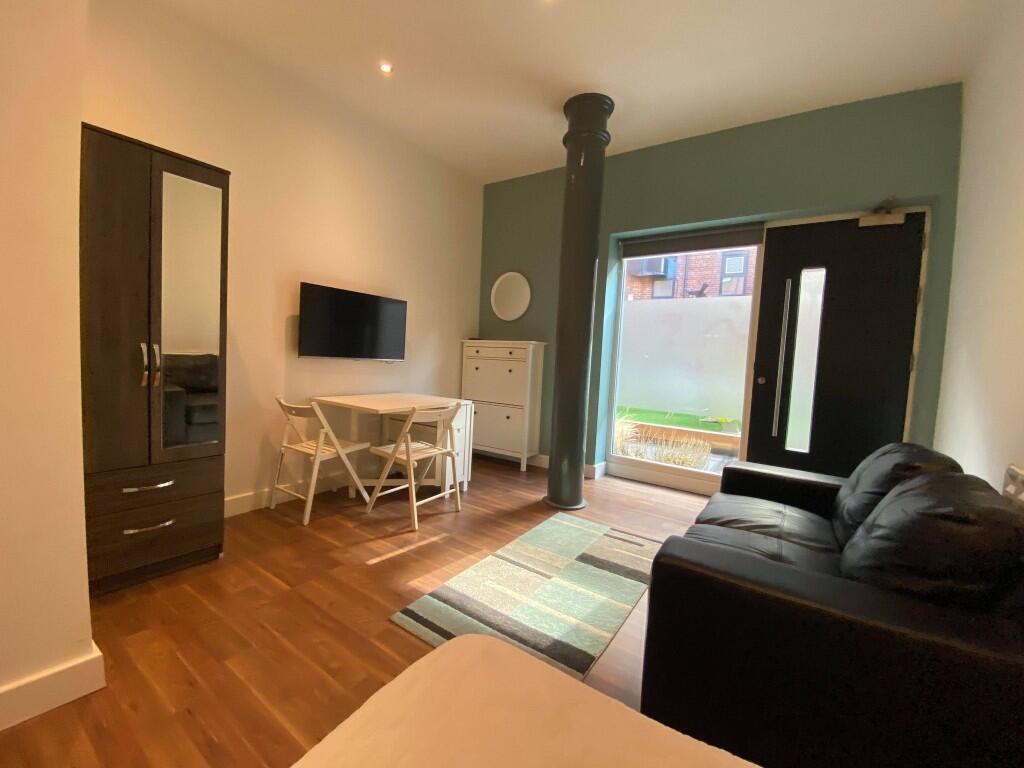 Main image of property: Huttons Building, West Street, Sheffield, S1