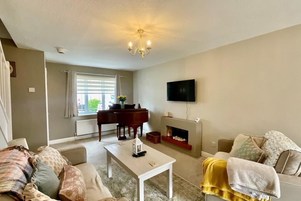 Lyminton Lane, Treeton, Rotherham, S60 5UG photo 4