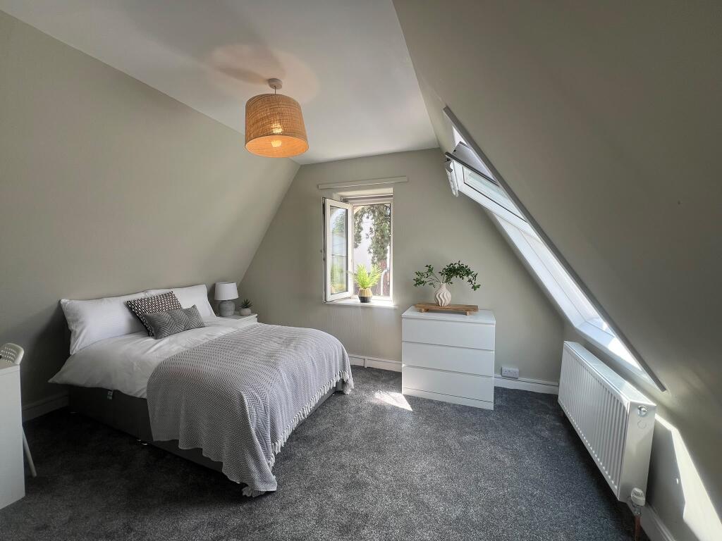 Main image of property: Newton Abbot - Bills Included!