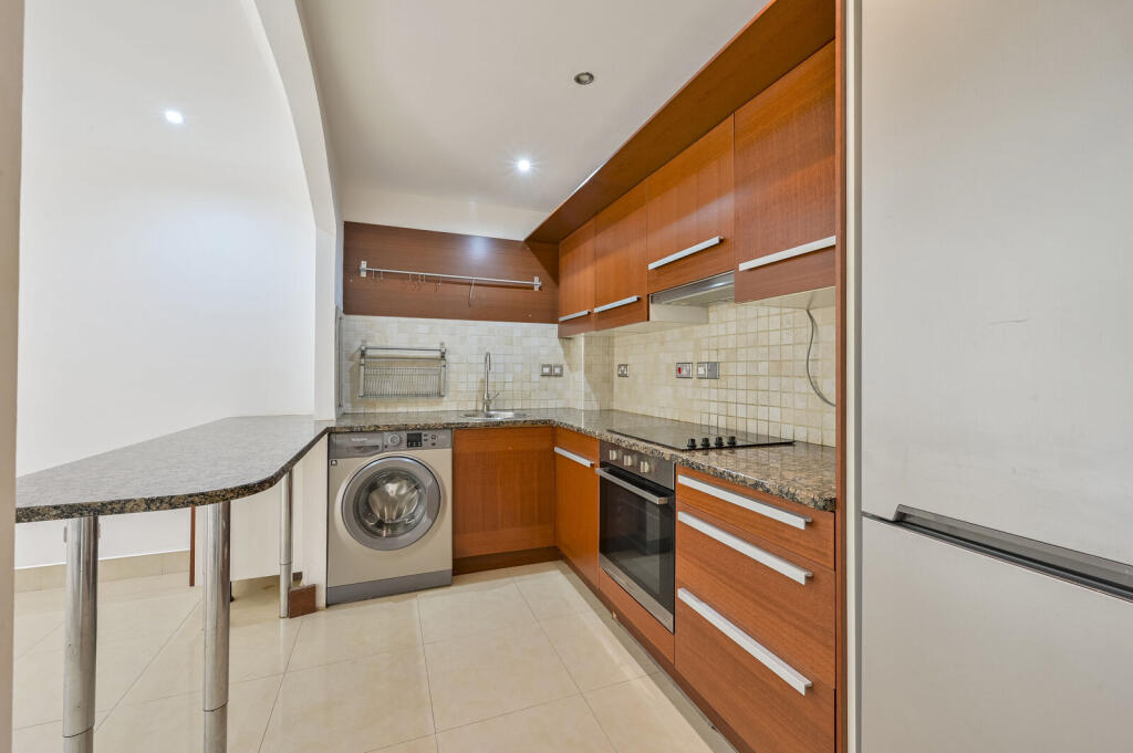 Apartment in London, Southfields - More