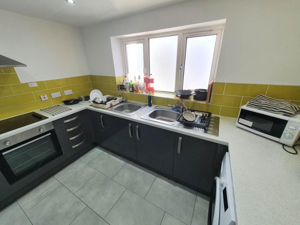 House in Cardiff - View 4