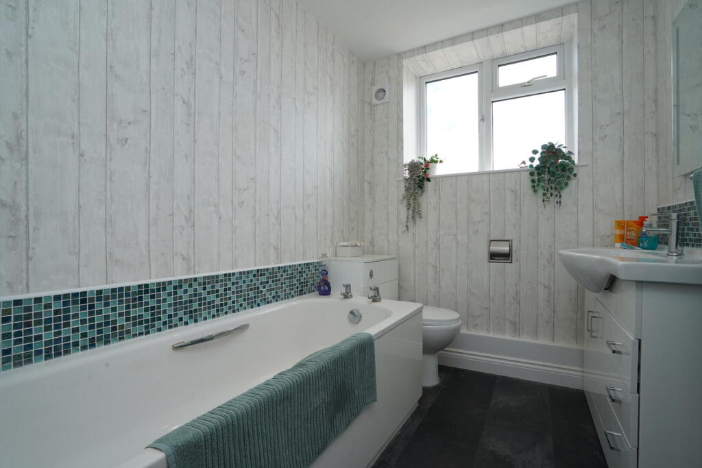 Royal Crescent, Bridlington photo 5