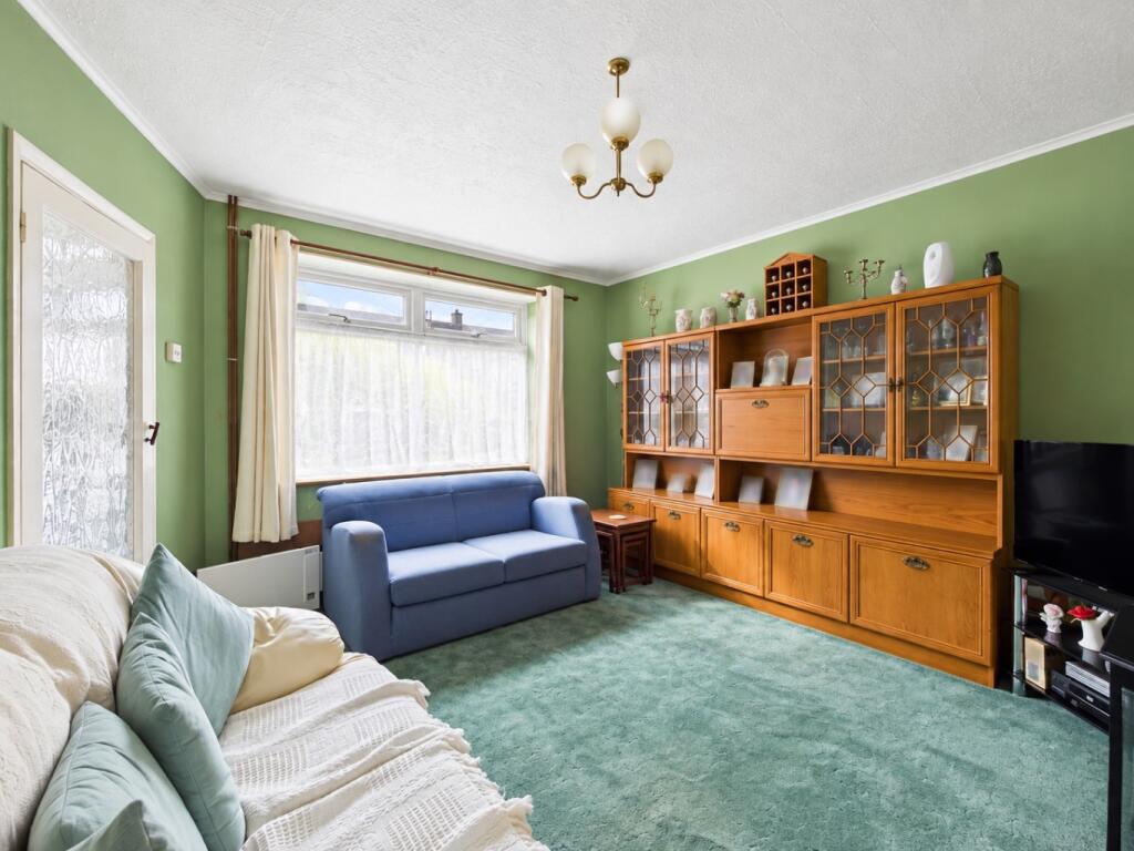 House in Romford - View 2