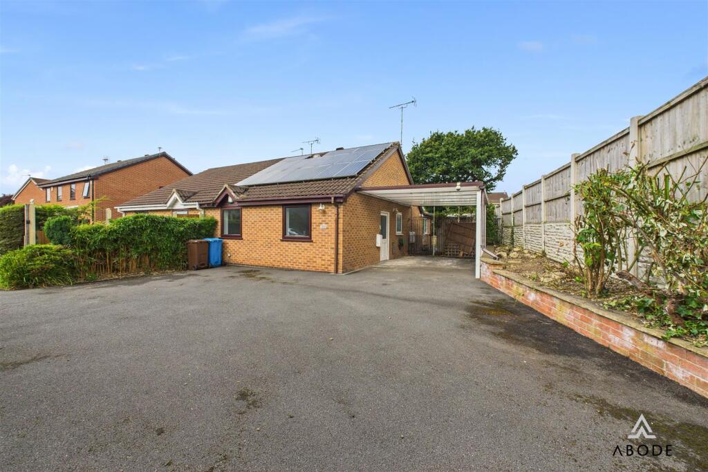 Main image of property: Barcheston Close, Oakwood, Derby DE21 2QG