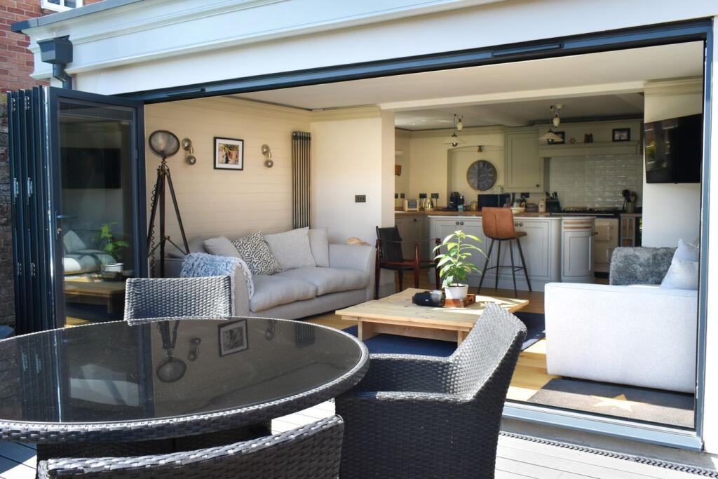 House in New Forest, Lymington, Lymington and Pennington - More