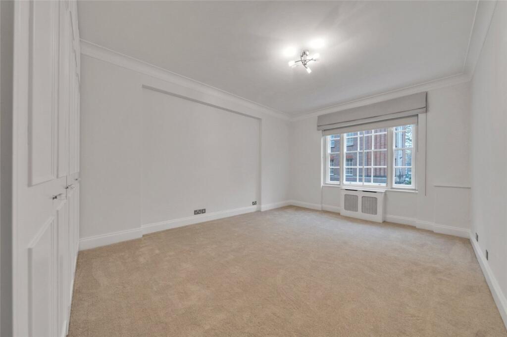 Apartment in London, City of Westminster - More