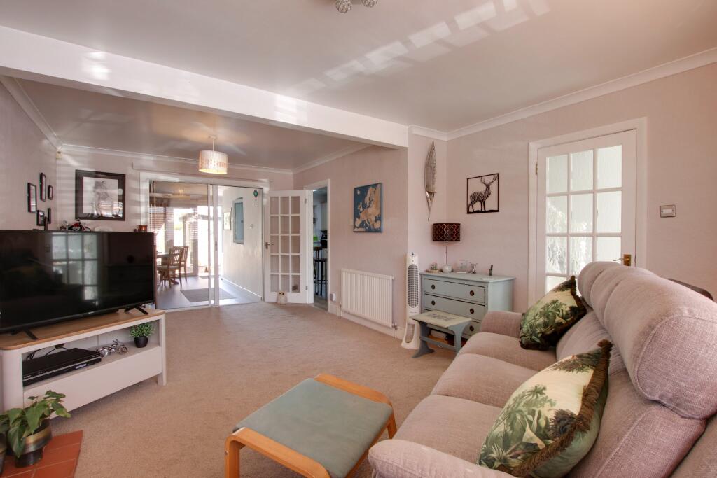 House in Fareham, West End - View 2