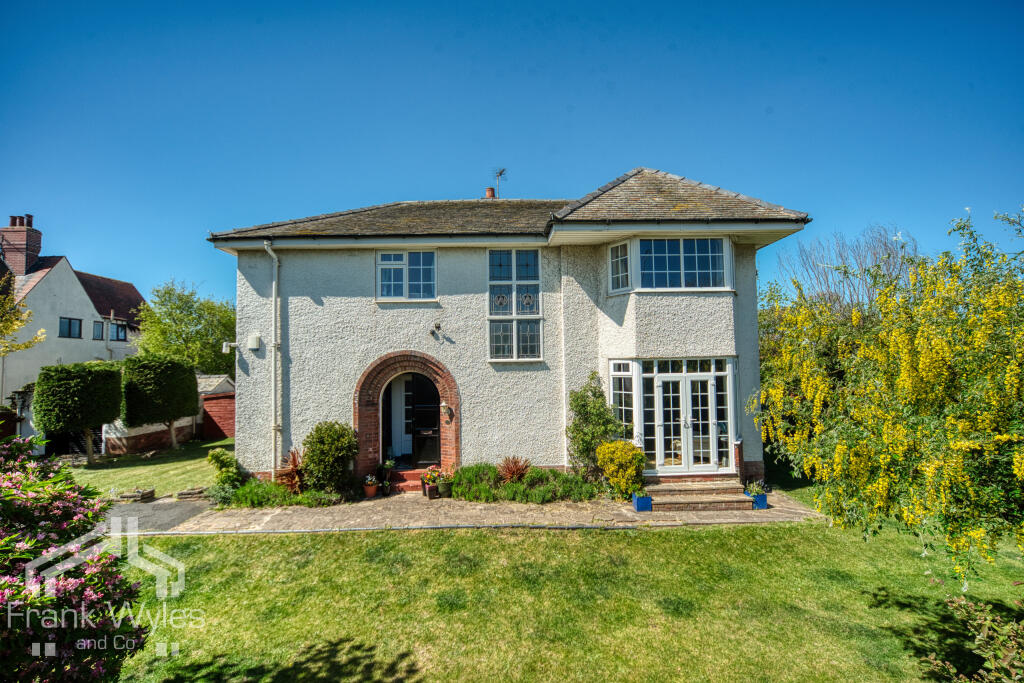 Main image of property: St. Thomas Road, Lytham St. Annes, Lancashire