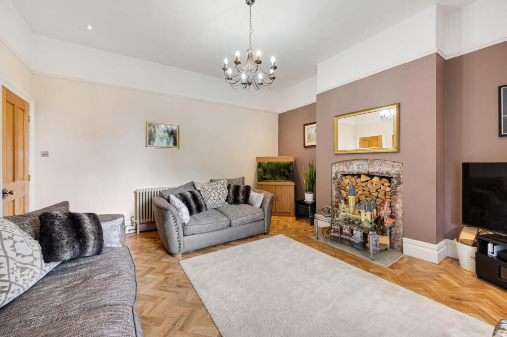 Apartment in Trafford, Greater Manchester - View 5