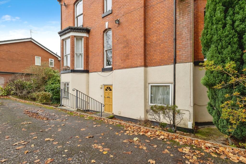 Apartment in Manchester - More