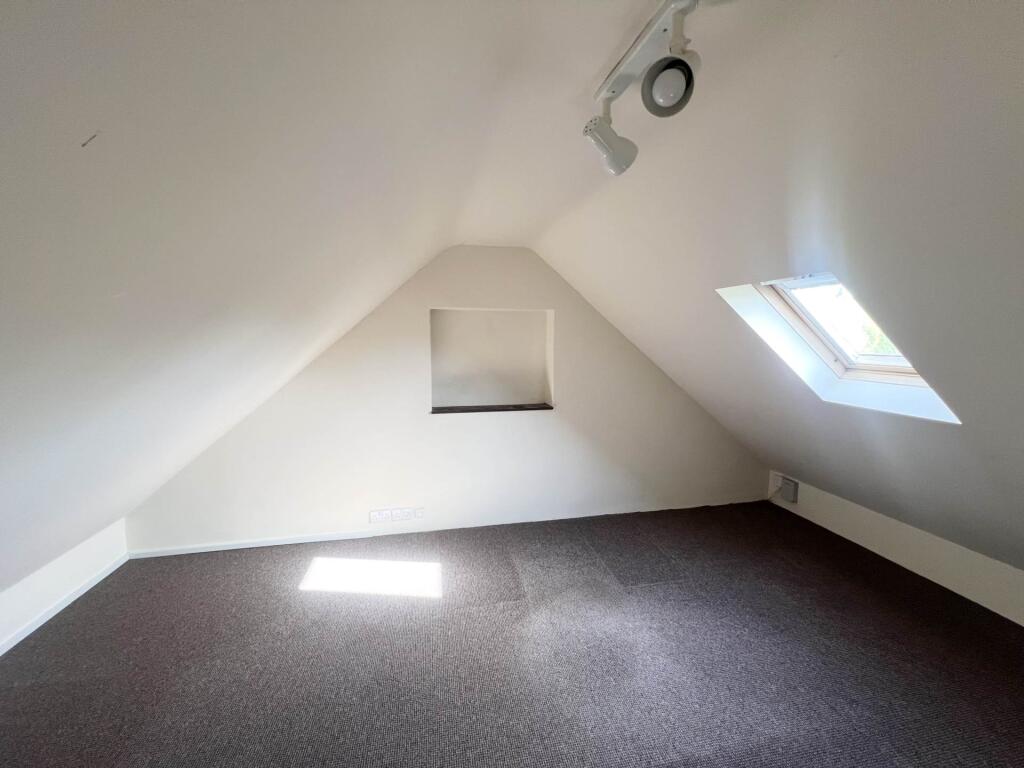 Additional image 6 of Corsley