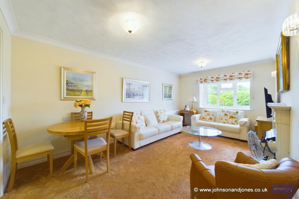 Abbey Court, Chertsey, Surrey, KT16 photo 3