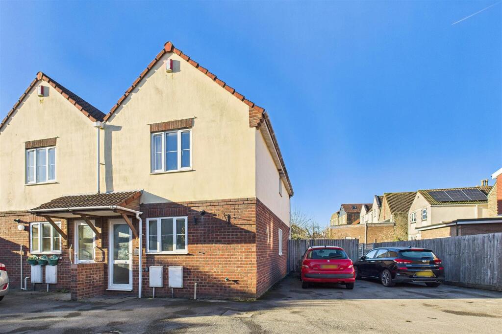 3 bedroom semi-detached house for sale in Riverside living moments from ...
