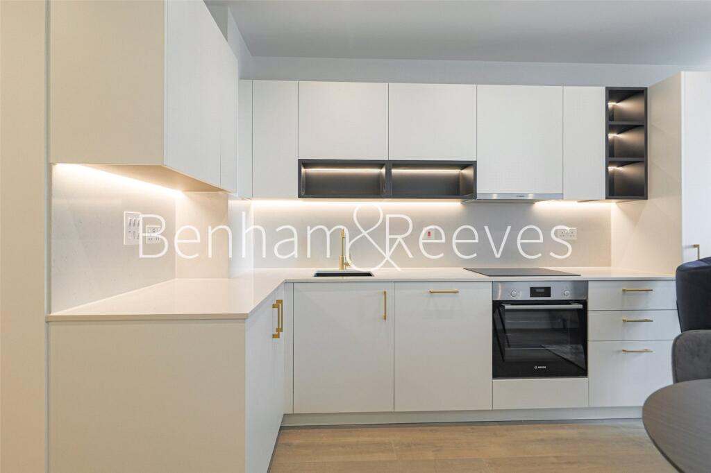 Apartment in London - View 4