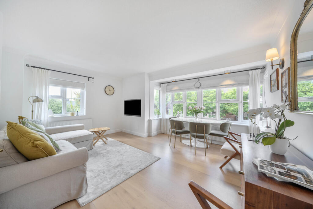 Main image of property: The Grange, Chorleywood Close, Rickmansworth