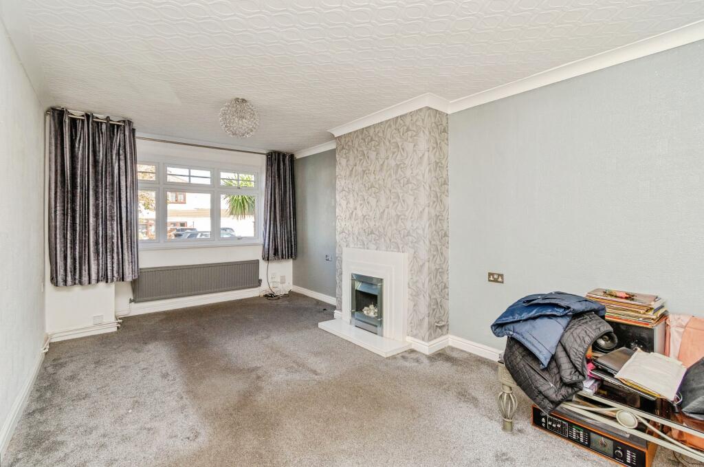 House in Dudley, West Midlands - View 2