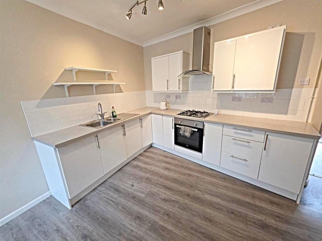 House in Cardiff - More