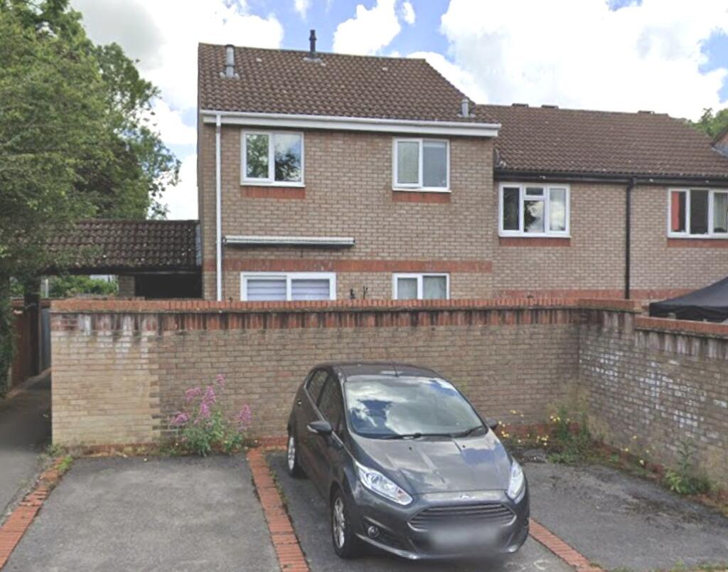 1-bed terraced on Seymour Court, Trowbridge, £150,000