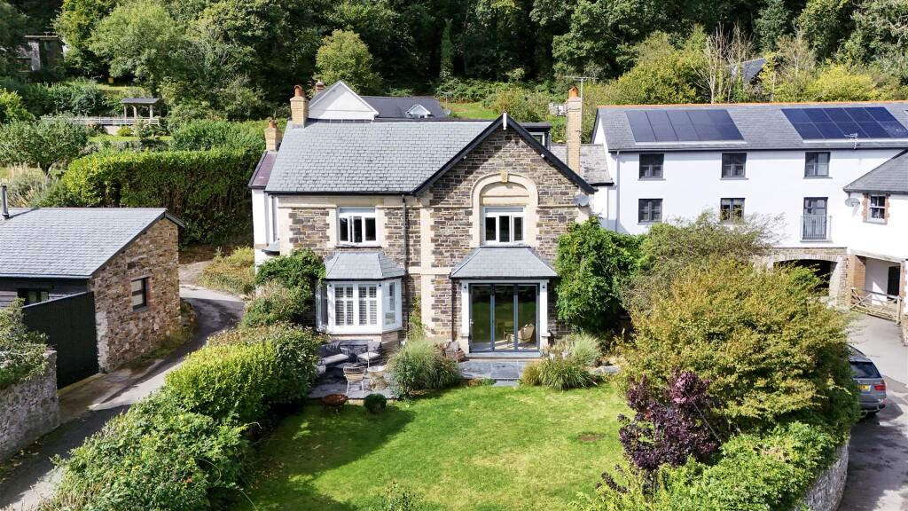 Main image of property: Braunton 2.5 Miles
