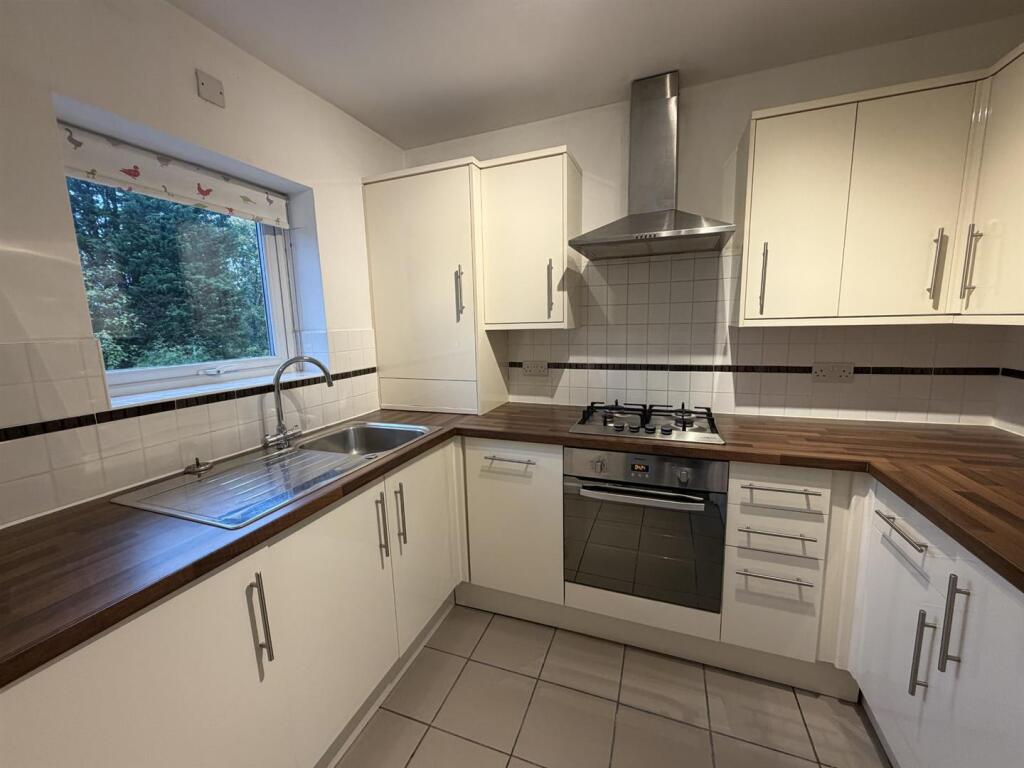 Apartment in Stockport - View 2