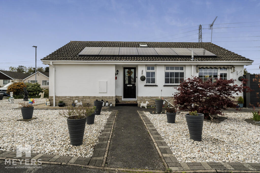Main image of property: Leeson Drive, Ferndown, BH22 9