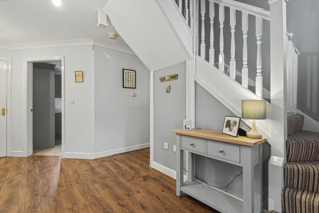 Arborfields Close, Kenilworth, CV8 - View 6