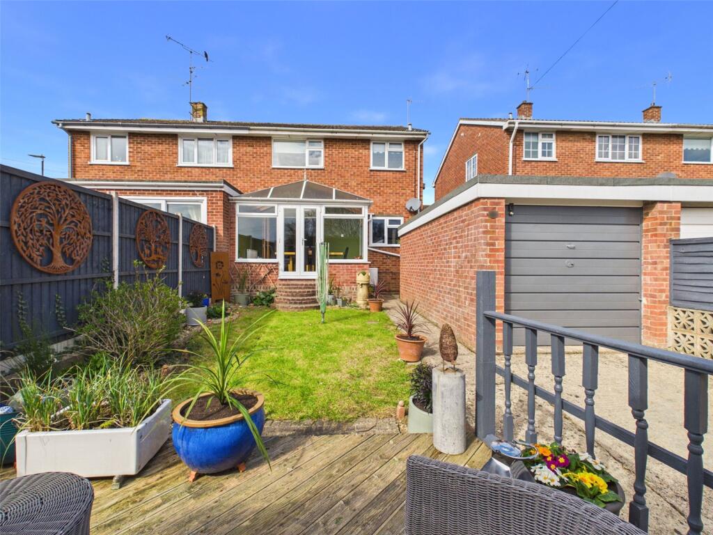 Main image of property: The Stirrup, Cashes Green, Stroud, Gloucestershire, GL5