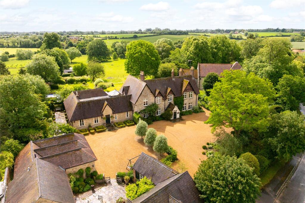 Main image of property: Water Stratford, Buckingham, Buckinghamshire, MK18